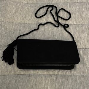 La Regale Black Clutch with Tassel